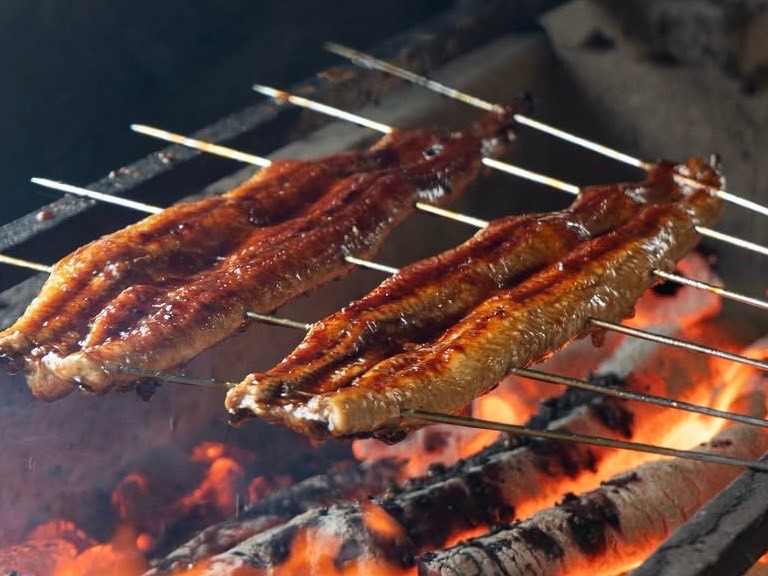 三河一色産うなぎ　十楽